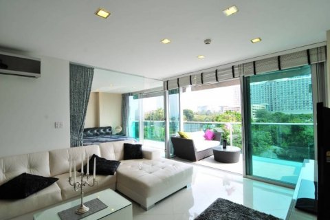 Apartment in Pattaya, Thailand 2 bedrooms № 118951 - photo 4