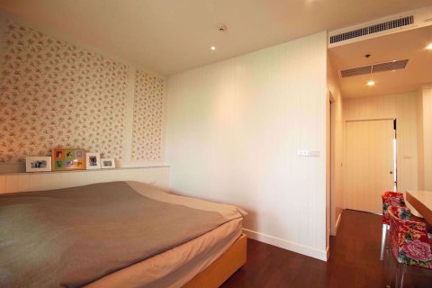 Duplex in Khlong Toei, Bangkok, Thailand 3 bedrooms № 77060 - photo 26