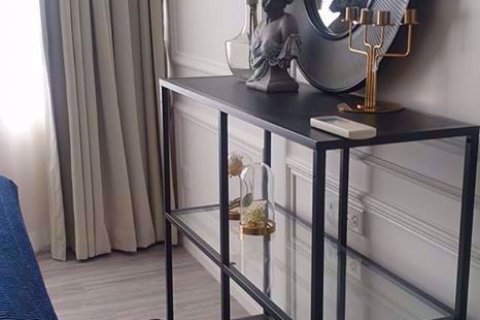 Condominio de 1 dormitorio en Bang Sue, Bangkok, Tailandia № 77058 - foto 17