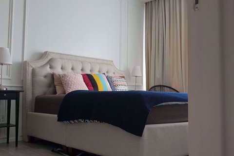 Condominio de 1 dormitorio en Bang Sue, Bangkok, Tailandia № 77058 - foto 16