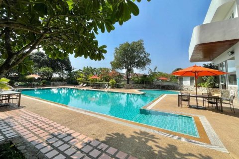 Condo in Chon Buri, Thailand, 1 bedroom  № 100017