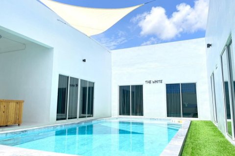 House in Pattaya, Thailand 3 bedrooms № 100015