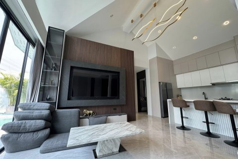 Haus in Pattaya, Thailand 4 Schlafzimmer № 100012 - Foto 13