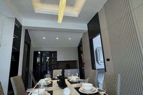 Haus in Pattaya, Thailand 4 Schlafzimmer № 100012 - Foto 12