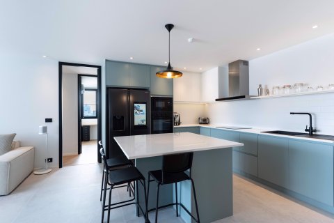 Condominio de 3 dormitorios en Watthana, Bangkok, Tailandia № 82458 - foto 15