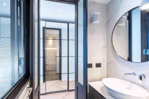 Condominio de 3 dormitorios en Watthana, Bangkok, Tailandia № 82458 - foto 29