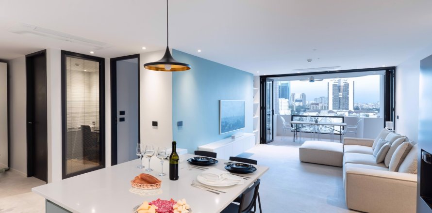 Condominio de 3 dormitorios en Watthana, Bangkok, Tailandia № 82458