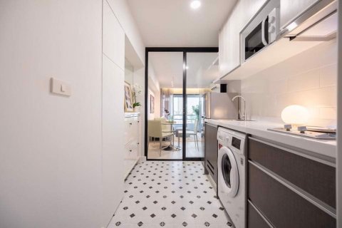 Condominio de 2 dormitorios en Watthana, Bangkok, Tailandia № 82460 - foto 5