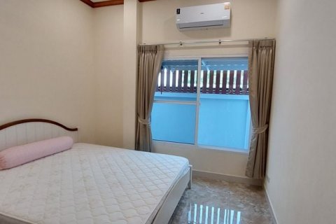 Casa de 3 dormitorios en Pattaya, Tailandia № 116660 - foto 13
