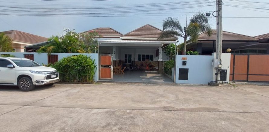 Casa de 3 dormitorios en Pattaya, Tailandia № 116660