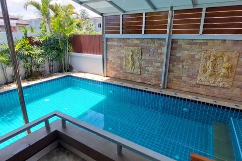 Casa de 3 dormitorios en Pattaya, Tailandia № 116660 - foto 3
