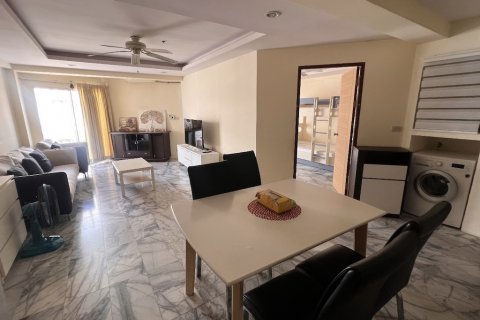 Appartement sur Jomtien Beach, Pattaya, Thaïlande 2 chambres № 118953 - photo 11