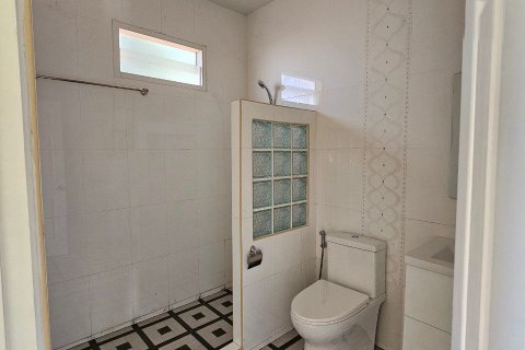Casa de 2 dormitorios en Pattaya, Tailandia № 116661 - foto 9