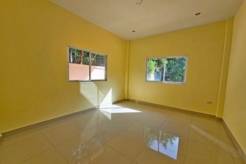 Casa de 2 dormitorios en Pattaya, Tailandia № 116661 - foto 10