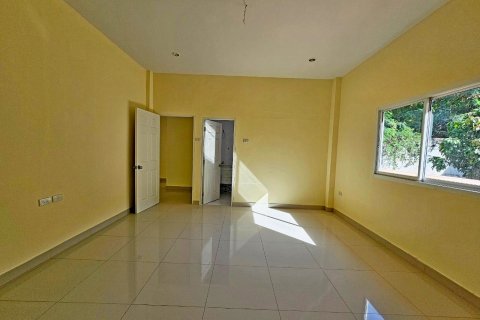 Casa de 2 dormitorios en Pattaya, Tailandia № 116661 - foto 12