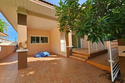 Casa de 2 dormitorios en Pattaya, Tailandia № 116661 - foto 6
