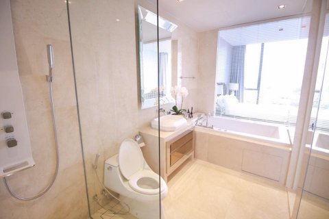 Condominio de 2 dormitorios en Bangkok, Tailandia № 143207 - foto 13