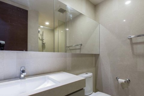 Condominio de 2 dormitorios en Bangkok, Tailandia № 143204 - foto 17