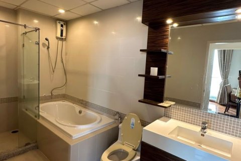 Condominio de 1 dormitorio en Khlong San, Bangkok, Tailandia № 80325 - foto 12