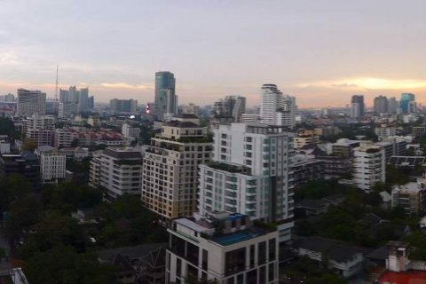 Condominio de 3 dormitorios en Watthana, Bangkok, Tailandia № 80326 - foto 13