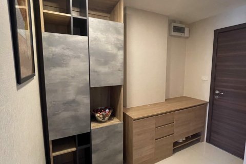 Condominio de 2 dormitorios en Phra Khanong, Bangkok, Tailandia № 80330 - foto 6