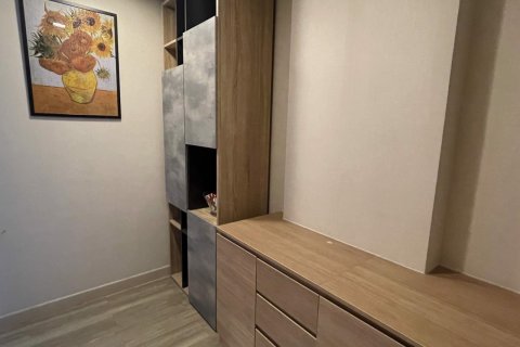 Condominio de 2 dormitorios en Phra Khanong, Bangkok, Tailandia № 80330 - foto 7