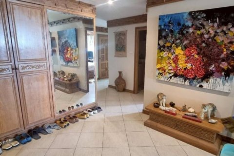 Condominio de 3 dormitorios en Pattaya, Tailandia № 132966 - foto 10
