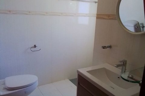 Casa de 4 dormitorios en Hua Hin, Tailandia № 83612 - foto 19