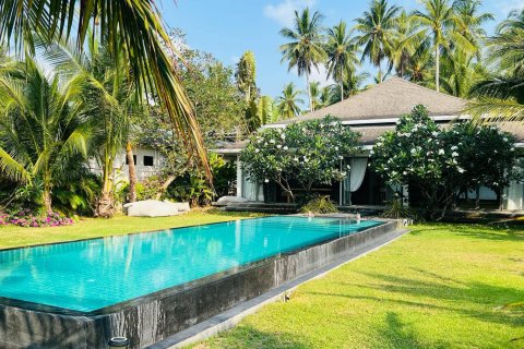 Casa de 3 dormitorios en Ko Samui, Tailandia № 83613