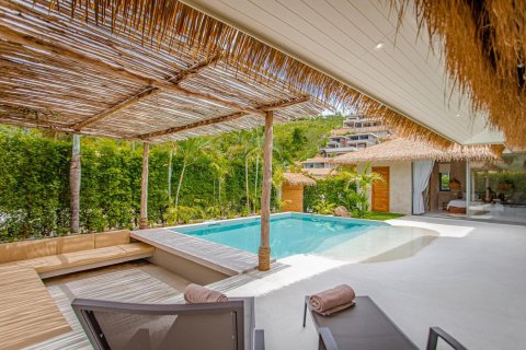 Casa de 3 dormitorios en Ko Samui, Tailandia № 121326 - foto 13