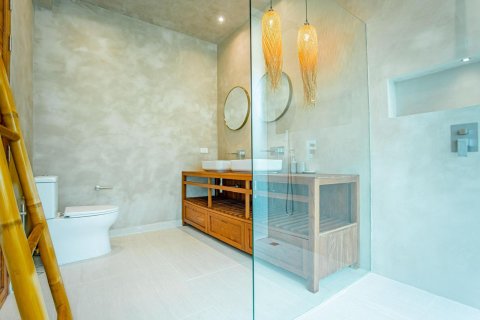 Casa de 3 dormitorios en Ko Samui, Tailandia № 121326 - foto 15