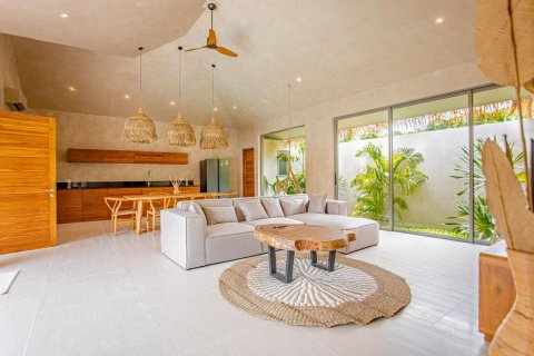 Casa de 3 dormitorios en Ko Samui, Tailandia № 121326 - foto 9