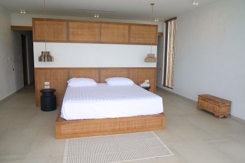 Casa de 5 dormitorios en Ko Samui, Tailandia № 121328 - foto 19