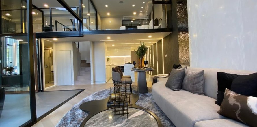 Condominio de 3 dormitorios en Watthana, Bangkok, Tailandia № 124026