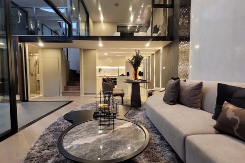 Condominio de 3 dormitorios en Watthana, Bangkok, Tailandia № 124026 - foto 12