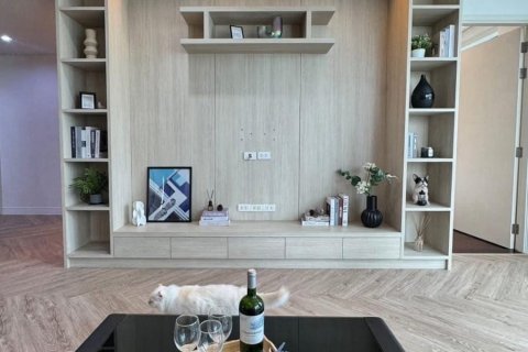 Condominio de 2 dormitorios en Ratchathewi, Bangkok, Tailandia № 124028 - foto 8