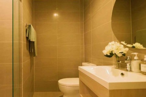 Off-Plan Reference Sathorn - Wongwianyai in Bangkok, Thailand № 69591 - Foto 6