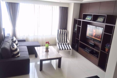 Off-plan The Emporio Place in Bangkok, Thailand № 36631 - photo 2