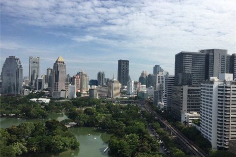 Condominio de 2 dormitorios en Bangkok, Tailandia № 144105 - foto 2