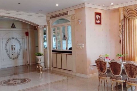 Ático de 6 dormitorios en Yan Nawa, Bangkok, Tailandia № 76630 - foto 5