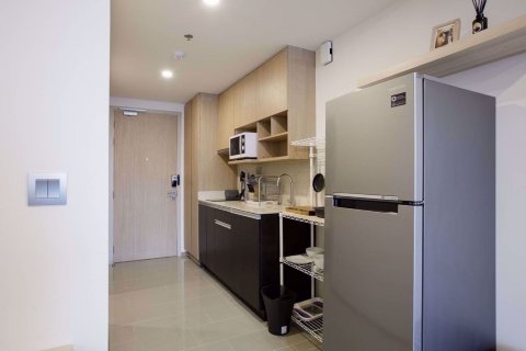 Condominio de 1 dormitorio en Ratchathewi, Bangkok, Tailandia № 76627 - foto 2
