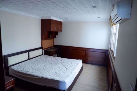 Condo à Suan Luang, Bangkok, Thaïlande, 4 chambres  № 76625 - photo 13