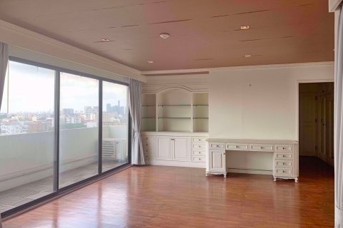 Duplex à Watthana, Bangkok, Thaïlande 3 chambres № 76628