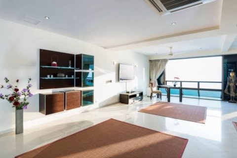 Condominio de 3 dormitorios en Pattaya, Tailandia № 99599 - foto 4