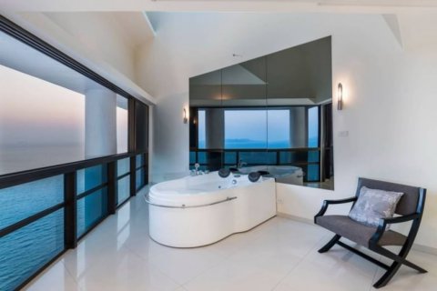 Condominio de 3 dormitorios en Pattaya, Tailandia № 99599 - foto 13