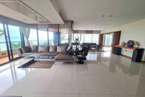 Condominio de 3 dormitorios en Pattaya, Tailandia № 99600 - foto 12