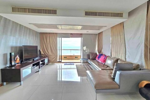 Condominio de 3 dormitorios en Pattaya, Tailandia № 99600 - foto 19