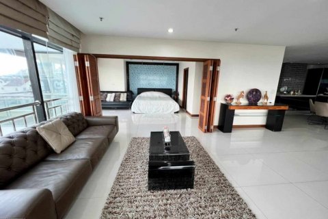 Condominio de 3 dormitorios en Pattaya, Tailandia № 99600 - foto 14