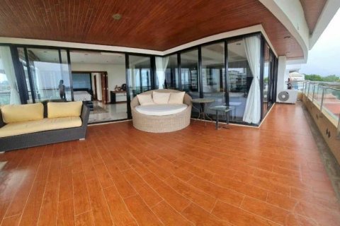 Condominio de 3 dormitorios en Pattaya, Tailandia № 99600 - foto 8