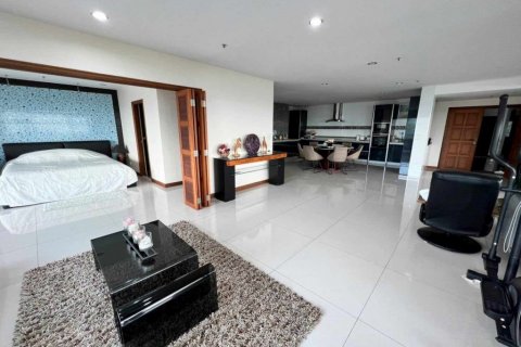 Condominio de 3 dormitorios en Pattaya, Tailandia № 99600 - foto 13
